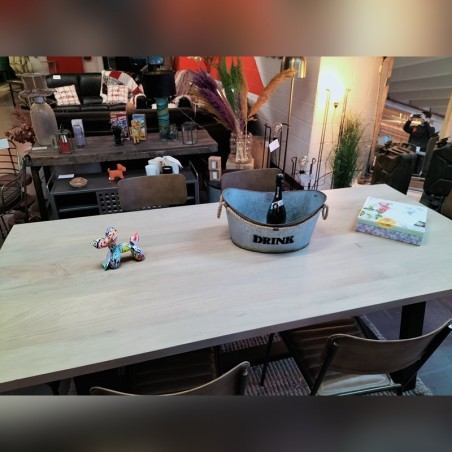 Table neuve en bois massif pied Metal
