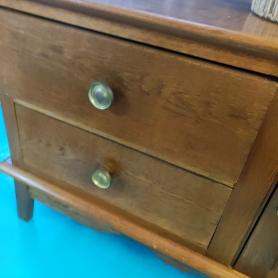 Meuble bas 2 tiroirs et 1 porte en chêne