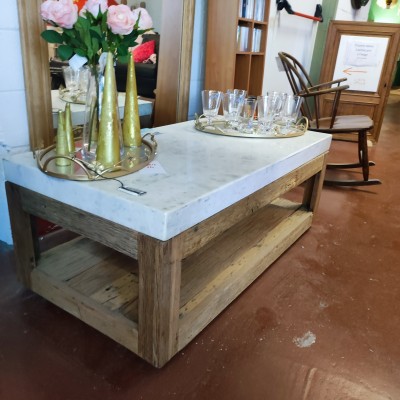 Très belle table basse bois et marbre neuve  prix grossiste