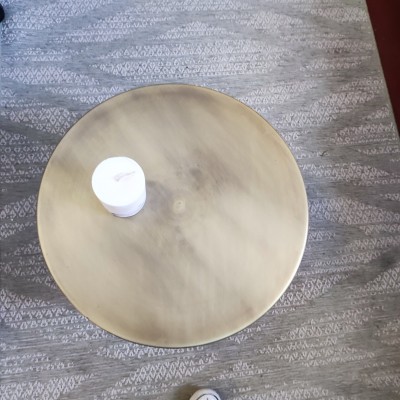 Petite table ronde verre rose et métal